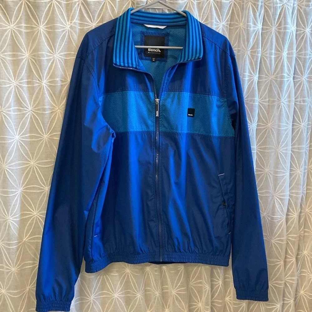 Bench Lightweight Jacket - Picture 2 of 12